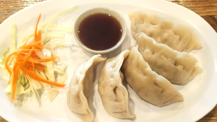 Steamed Dumpling ( 5pcs )